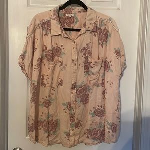 Women’s Maurice’s 3X Rose Print Button Down Blouse